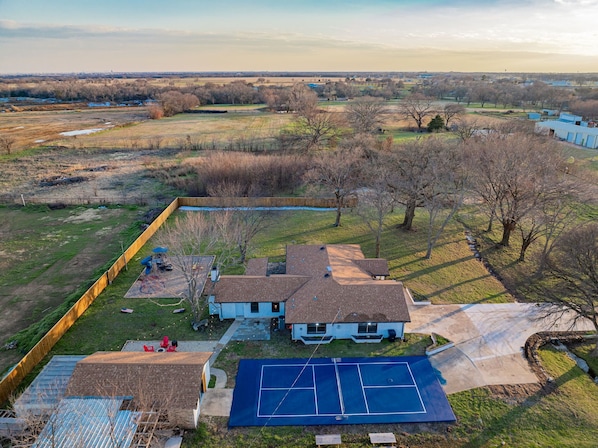 Sport court