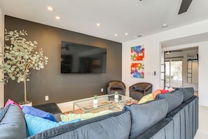 Living Room | Smart TV | Single-Story Home