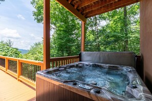 Enjoy the Mountain Views from the Hot Tub