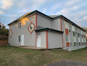 Bâtiment principal vue de derrière