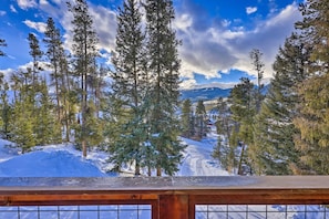 Beautiful mountain views right from the private deck