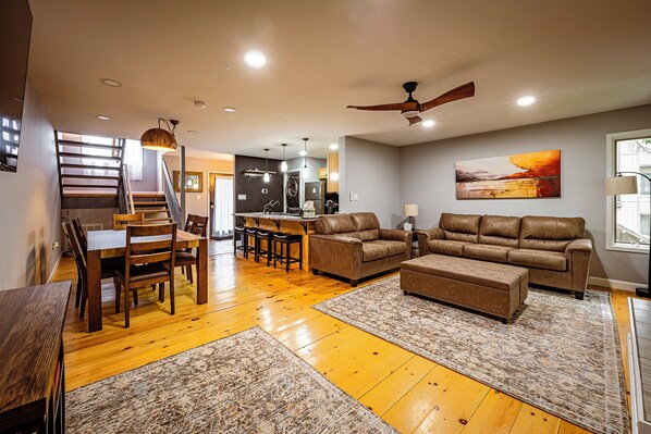 Living room with Queen sleeper sofa