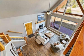 Main floor living room - comfort and style