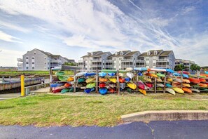 Kayak condo and boat launch 1 minute from your condo