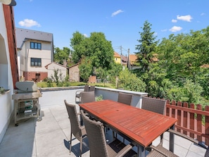 Garden, Outdoor Furniture, Shade, Deck, Yard, Balcony, Landscaping, Chair, Patio, Wood Stain
