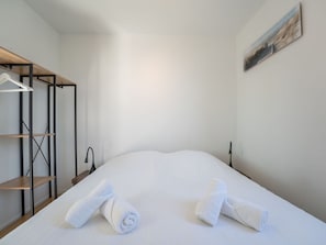 Holz, Schlafzimmer, Bett, Fussboden, Bedding, Bettdecke, Bettrahmen, Hartholz, Holzbeize, Matratze