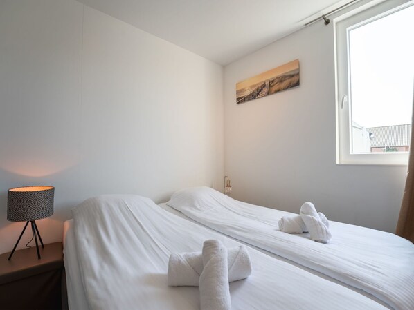Holz, Schlafzimmer, Hartholz, Bedding, Bett, Planke, Daylighting, Bettdecke