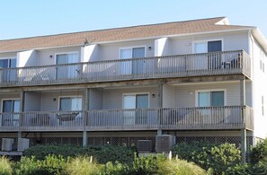 Sandy Days Exterior