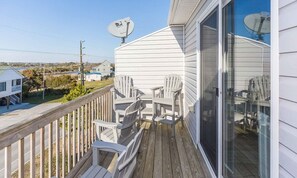 Top Floor Sun Deck