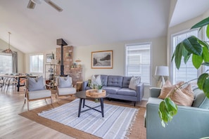 Coastal Charm-108