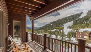 Balcony with Seating