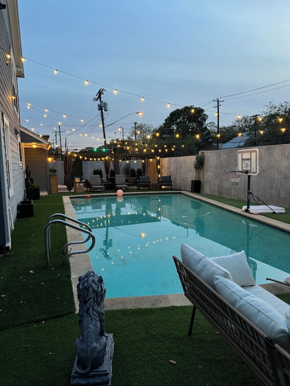 Pool