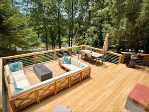 Deck
