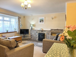 Living area | Eastry Cottage, Castleton