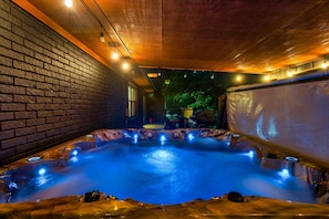 Outdoor Hot Tub