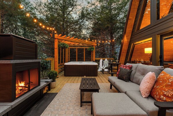 Tranquil retreat with upscale modern comfort
