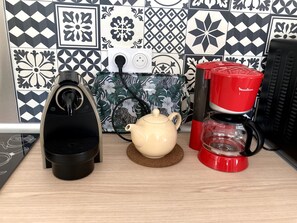 Kaffe och/eller kaffebryggare