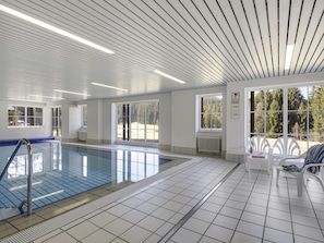 Pool Indoor