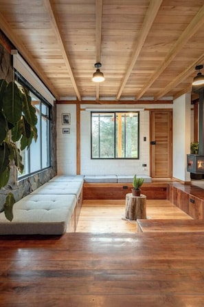 Living room (2)
