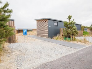 Außenseite Ferienhaus [Sommer]