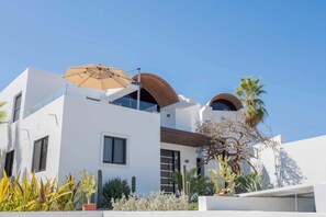 Luxury living in Los Cabos