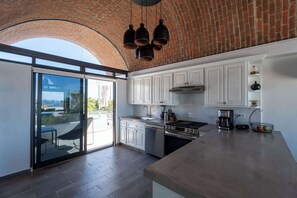 Domed ceiling for a truly unique experience