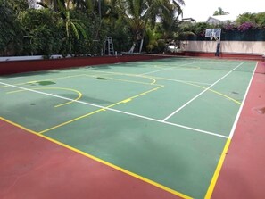 Sport court