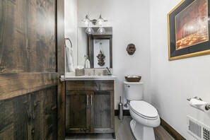 Powder room