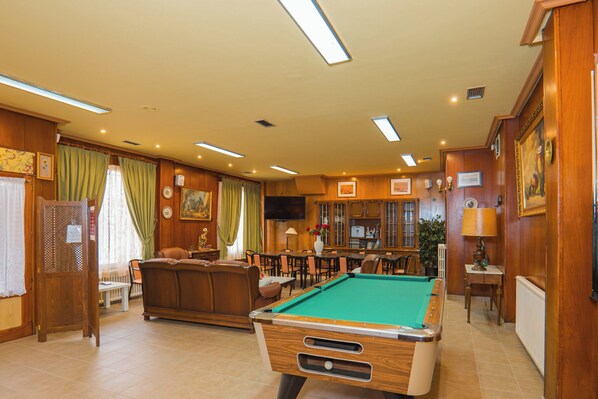 Game room
