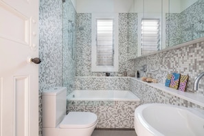Bathroom with bathtub