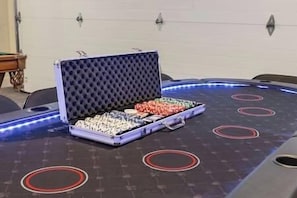 Spielezimmer