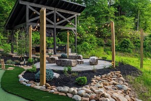 Detailed, Manicured Coordinated Concepts, Materials and Colors