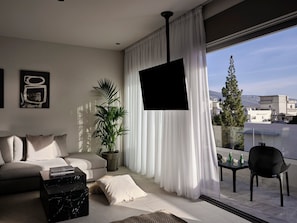 Dazzling Athens Maisonette | Ialysos Maisonette | 2 Bedrooms | Private Furnished Balcony with Outdoor Dining Area and Sunbeds | Private Outdoor Jacuzzi | Exercise Equipment | Prime Location | Chalandri