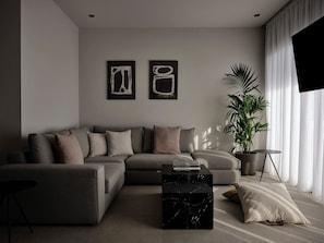 Dazzling Athens Maisonette | Ialysos Maisonette | 2 Bedrooms | Private Furnished Balcony with Outdoor Dining Area and Sunbeds | Private Outdoor Jacuzzi | Exercise Equipment | Prime Location | Chalandri