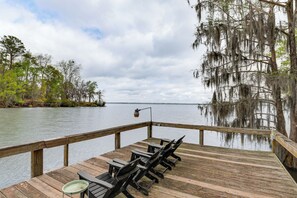 Private Dock | Self Check-In | 4 Mi to Santee National Golf Club