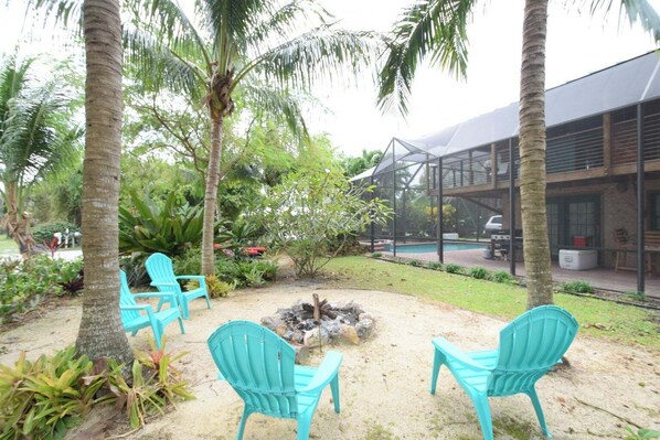The Shellhouse. Experience island style life in our beautiful stilt house.