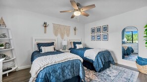 Secondary bedroom