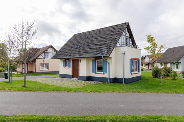 Holiday Home Exterior [summer]
