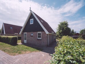 Holiday Home Exterior [summer]