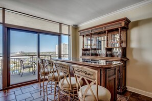 Bar (en la propiedad)