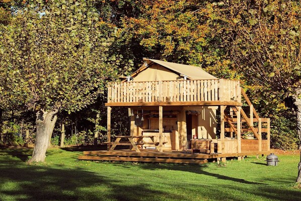 Holiday Home Exterior [summer]