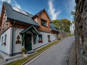Spielzeughof Seiffen - Bingenhaus