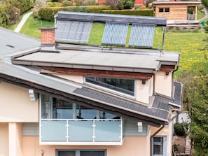 Dach, Zuhause, Haus, Wohngebiet, Balkon, Daylighting, Abstellgleis, Schatten, Markise