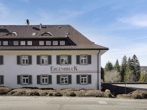 Gebäude, Daytime, Wohnung, Stadt, Wohngebiet, Nachbarschaft, Eigentumswohnung, Urban Design, Mischnutzung