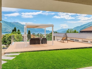 Porch, Shade, Eco Hotel, Outdoor Structure, Deck, Leisure, Outdoor Furniture, Garden, Pergola, Balcony
