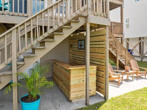 Lower Outdoor Bar
