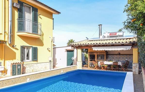 pool