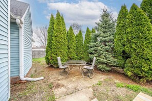 Lounge the day away or dine alfresco on the breezy back patio