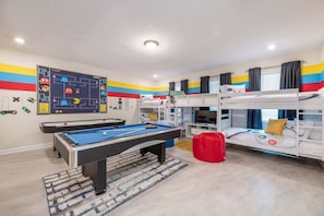 Spielezimmer