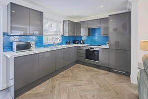 Farm Road, Brighton & Hove - Host & Stay